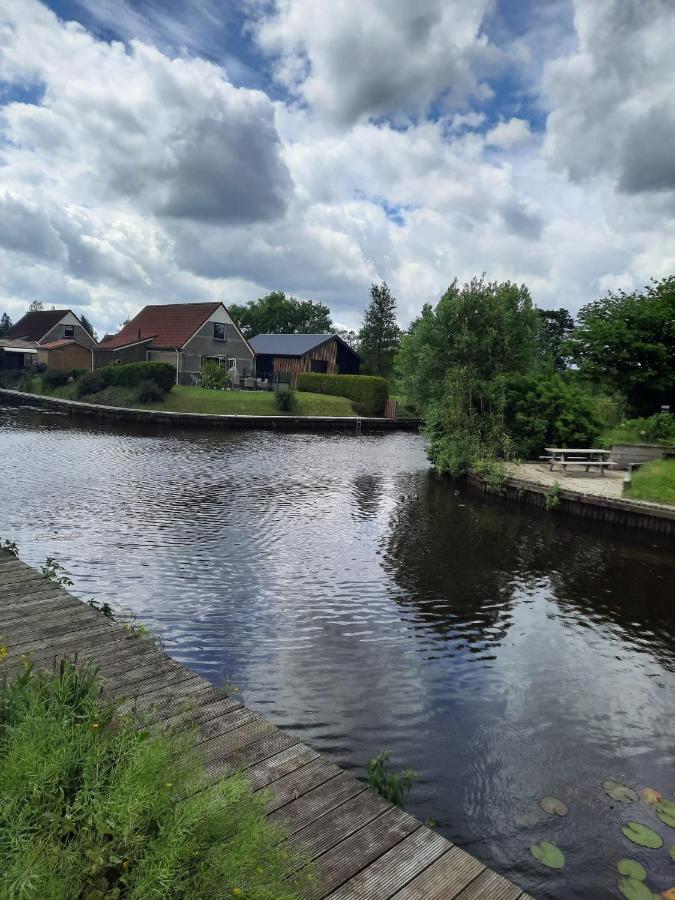 Waterhuis Friesland Oudwoude Eksteriør bilde