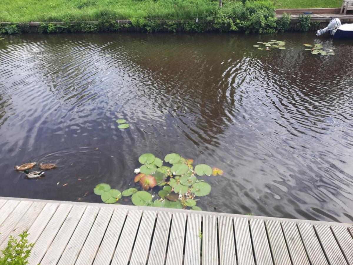 Waterhuis Friesland Oudwoude Eksteriør bilde